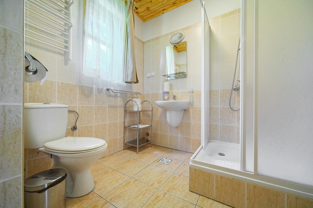 Hotel Perla Bieszczadow Geovita Czarna  Room photo